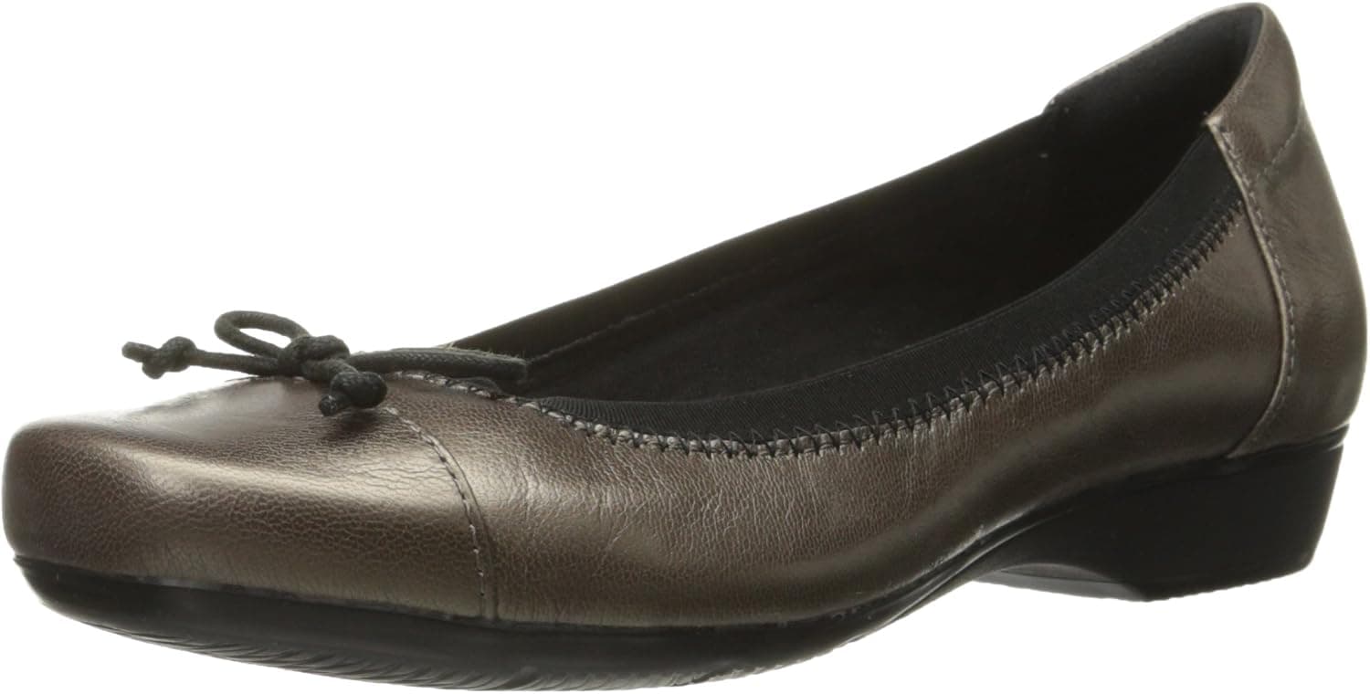 Clarks Women's Blanche Nora Ballet Flat