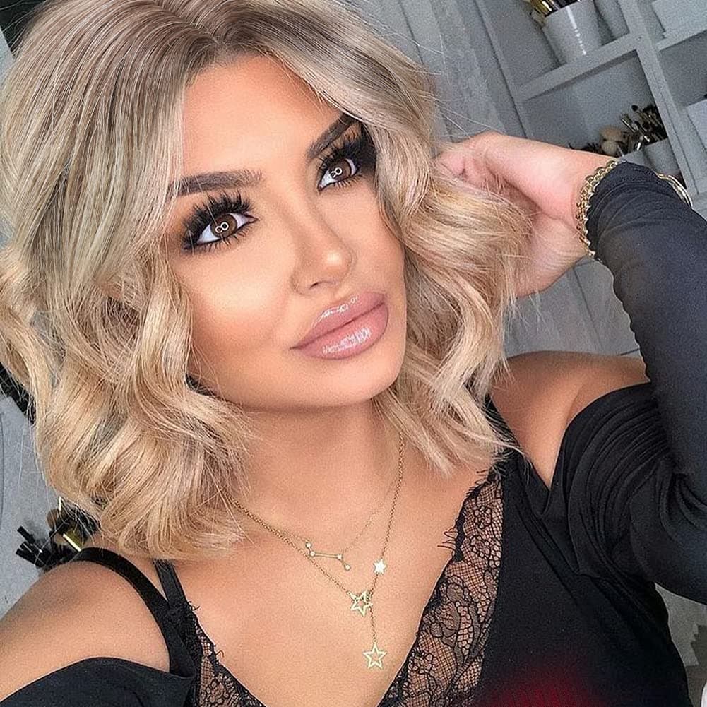 lightmay Short Blonde Wig Ombre Blonde Wig Shoulder Length Wavy Wig, Middle Part Dark Root Natural Heat Resistance Short Wavy Wig for Daily Party Use