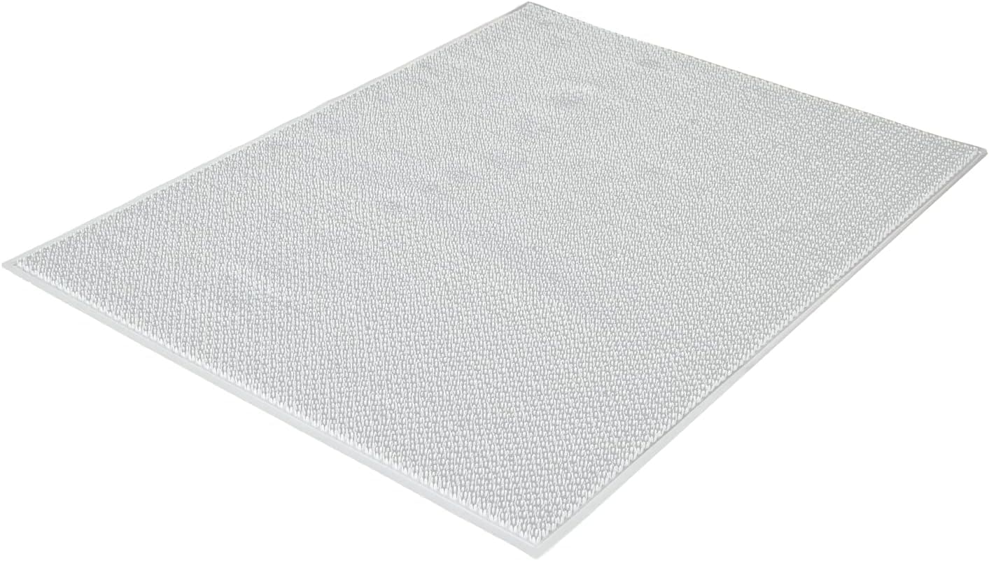 RESILIA Kitty Litter Box Mat - Waterproof, Recycled PVC Material, Removes Litter from Cat's Paws, Easy-to-Clean, Great for Indoor Cats, Clear, Jumbo