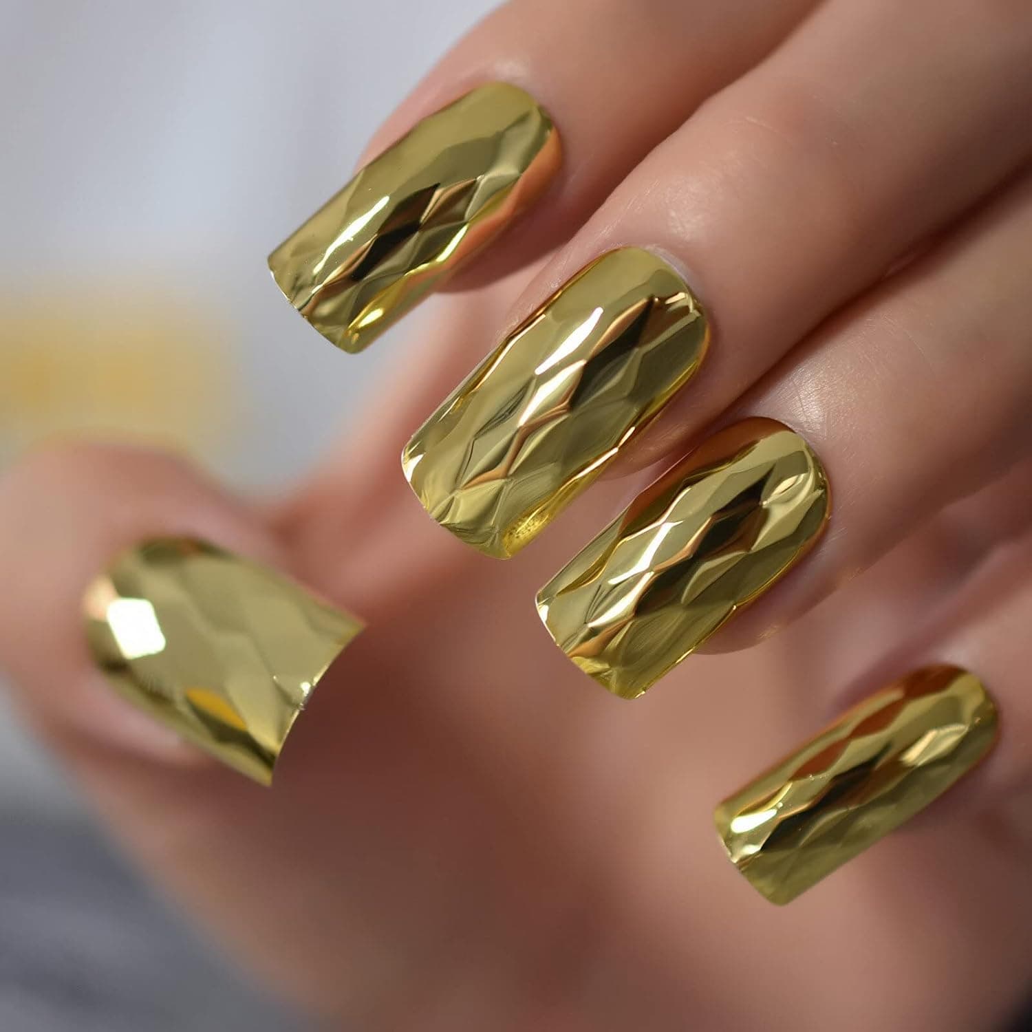 24pcs Fake Medium Square Nails Metallic Punk Champagne Gold Press on Nails Curved Mirror Full Cover Wearable False Nail Designer