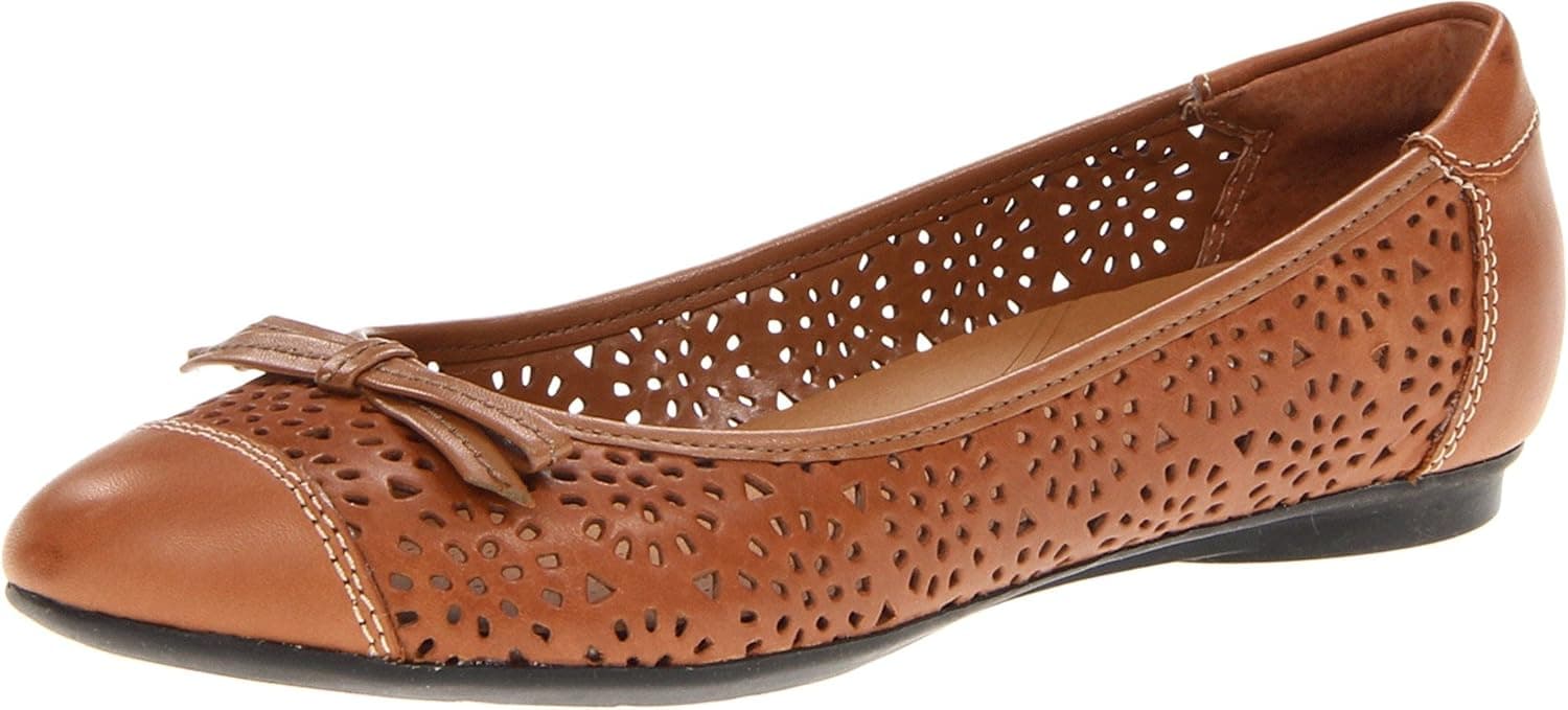 Clarks Women's Clarks Poem Journal Flat