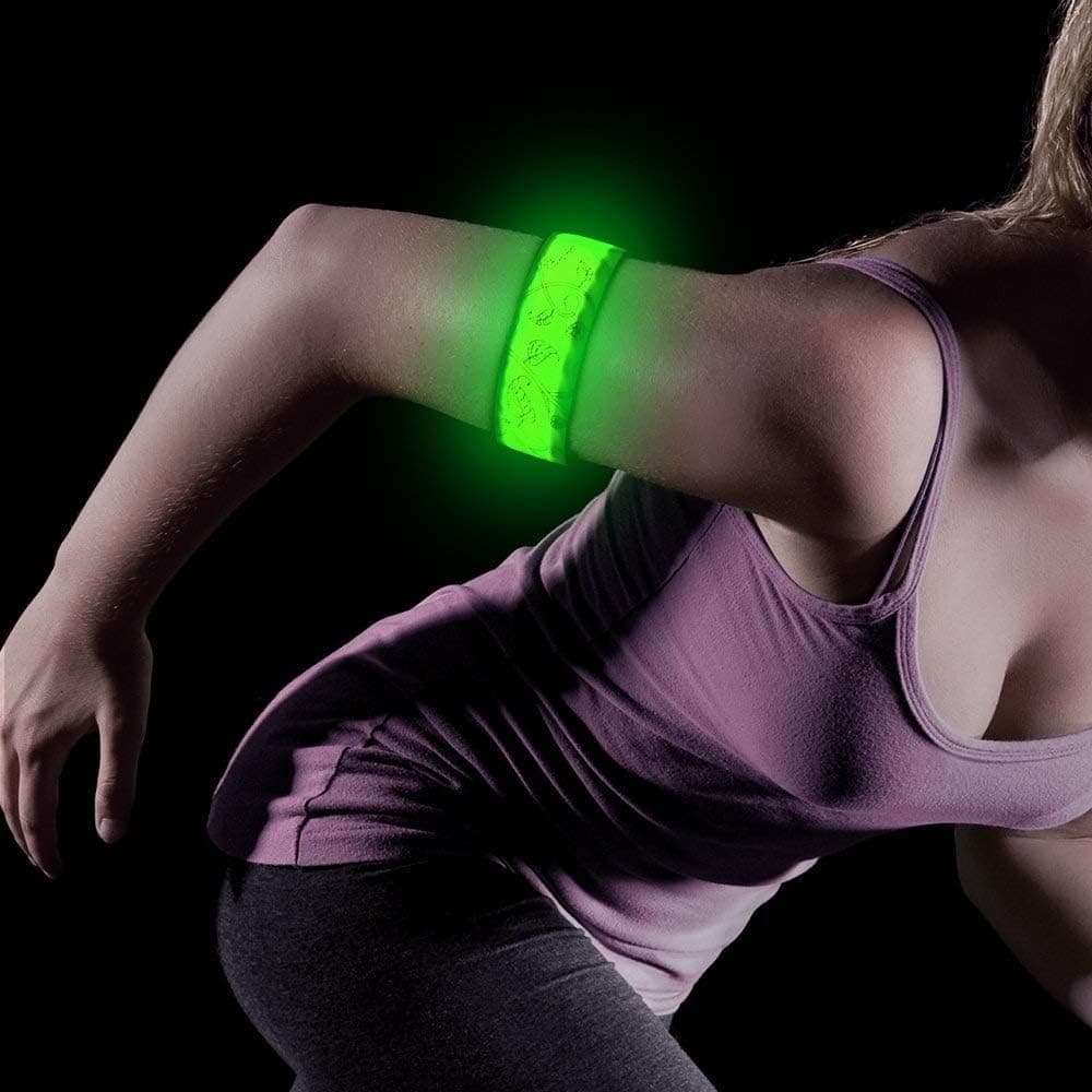 Higo LED Armband, LED Light Up Band Slap Bracelets Night Safety Wrist Band High Visibility for Cycling/Biking/Walking/Jogging/Running Gear(Green-Design IV)