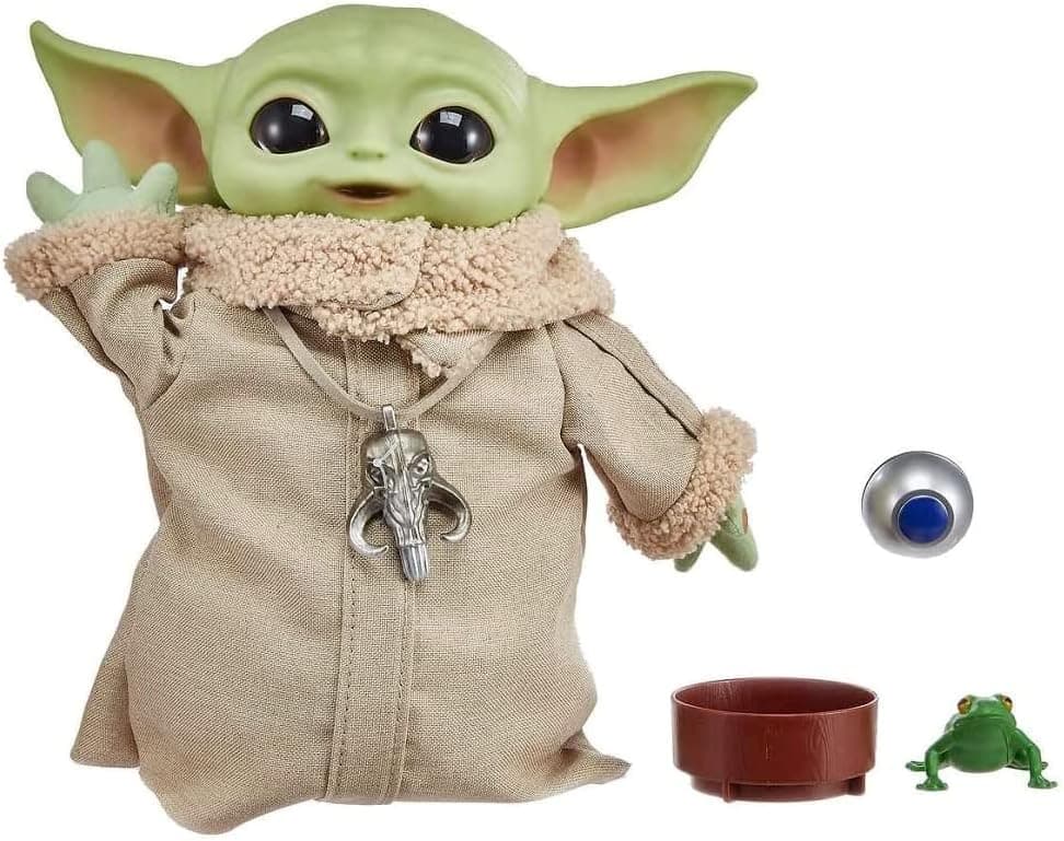 Star Wars The Mandalorian 11-inch Grogu Plush Adventure Bundle