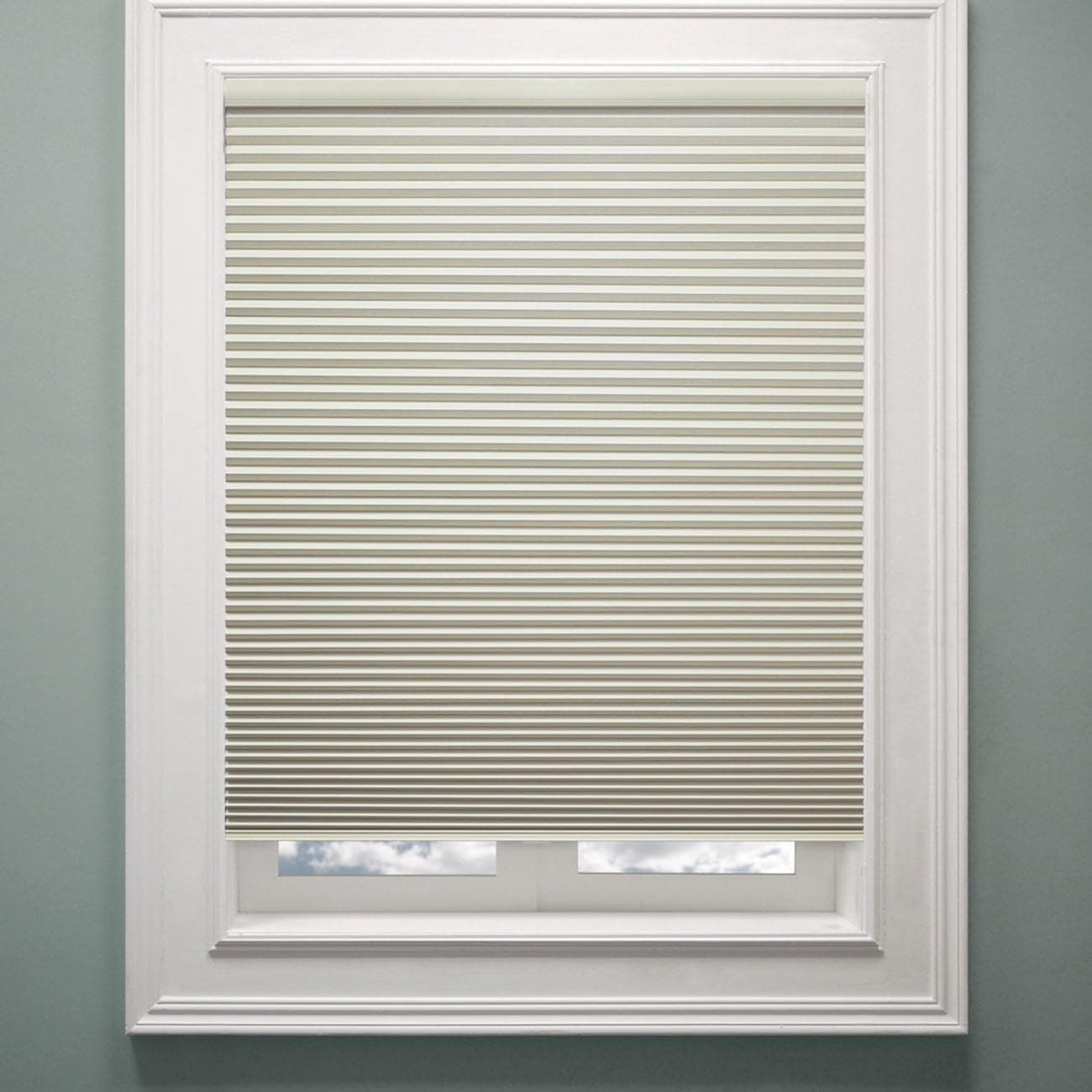 Chicology Cordless Cellular Shade, Blackout Fabric, Secret Tapioca (Beige), 29"x72"