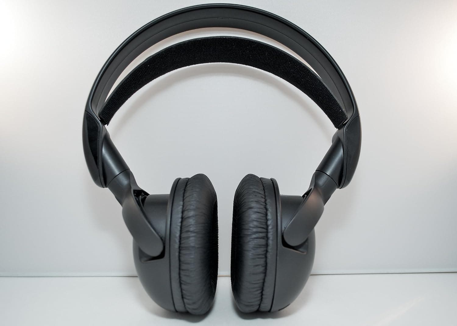 Wireless DVD Headphones Premium Headset for Honda Odyssey (Black)
