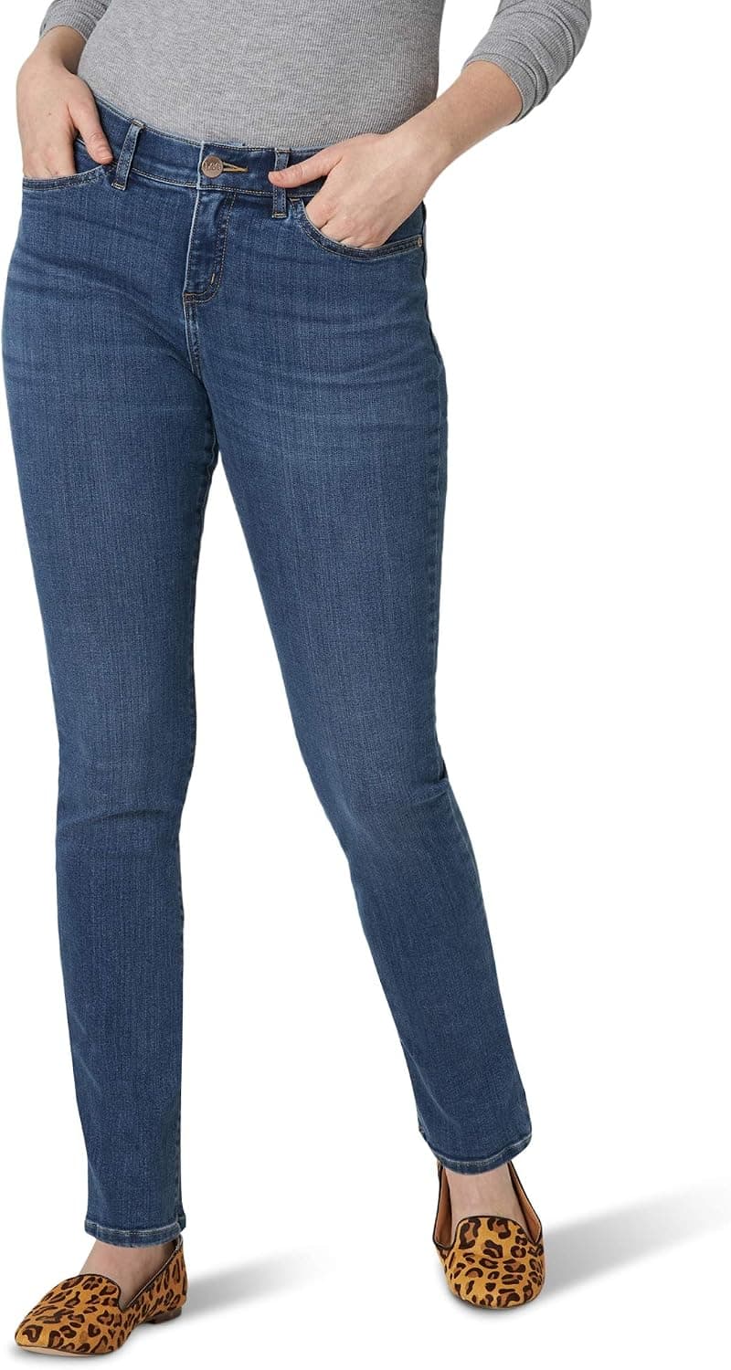 Lee Women's Flex Motion Regular Fit Straight Leg Jean