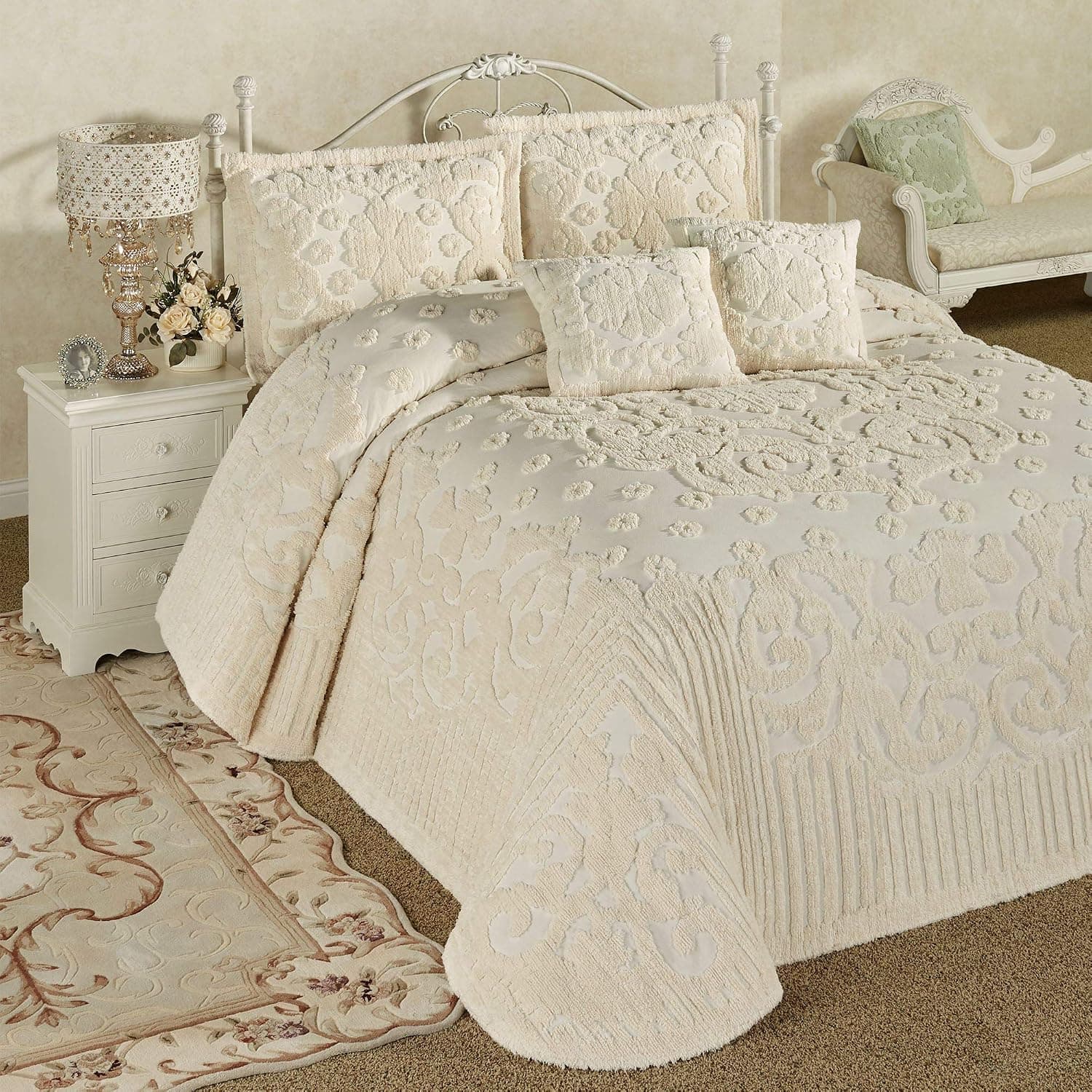Touch of Class Laurent Grande Bedspread Set Ecru Bedspread Set King