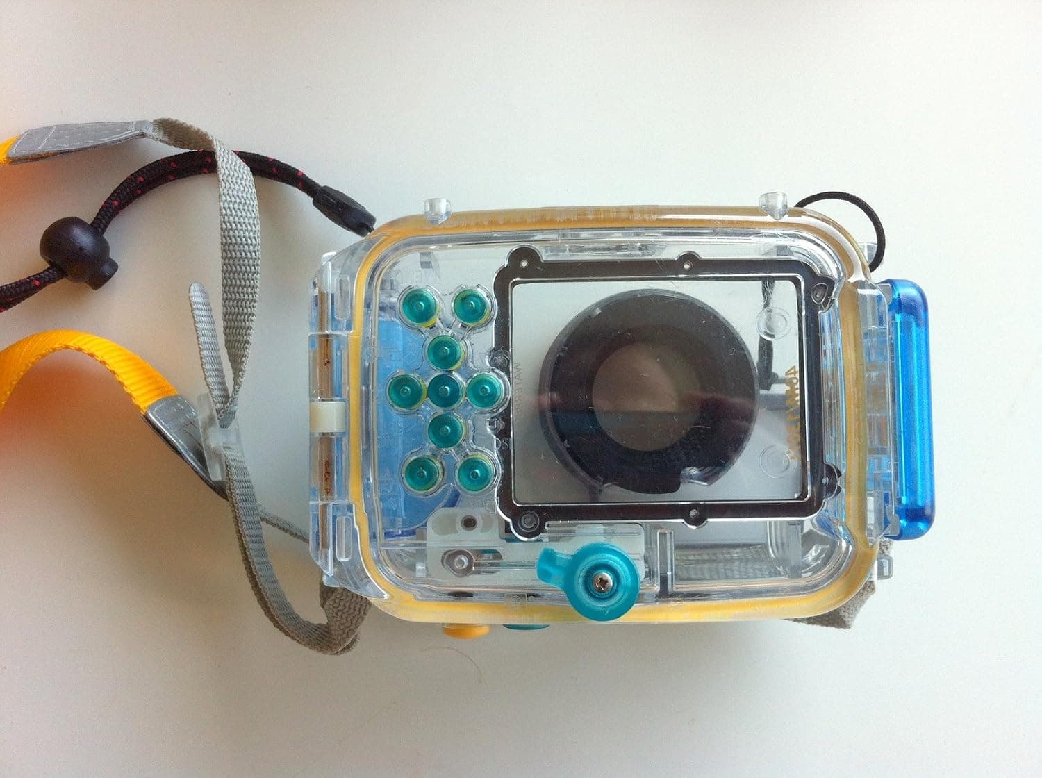 Canon WP-DC24 Waterproof Case for Canon Powershot SD790IS Digital Cameras