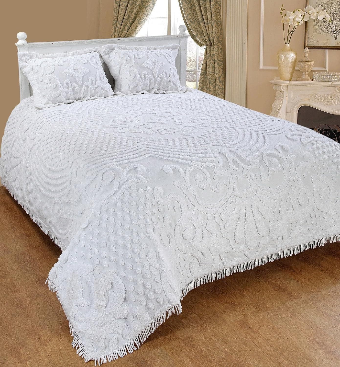 Saral Home Fashions Luxury 3 Piece Bohemian Bedspread Set 100% Cotton Chenille Large Medallion Coverlet Fringe Border Chic Cozy Matching Standard Size Sham Plush Floral Embroidered(King, White)