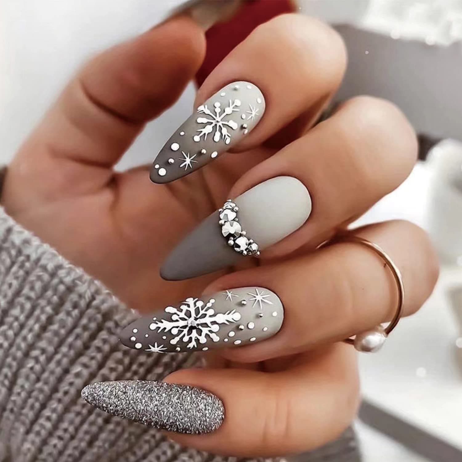 Snowflake Press on Nails Christmas Fake Nails Medium French Tip Almond Shape Acrylic Nails Rhinestones Silver Glitter Gray Winter False Nails Kit for Women Winter New Year, 12 Sizes 24 Pcs