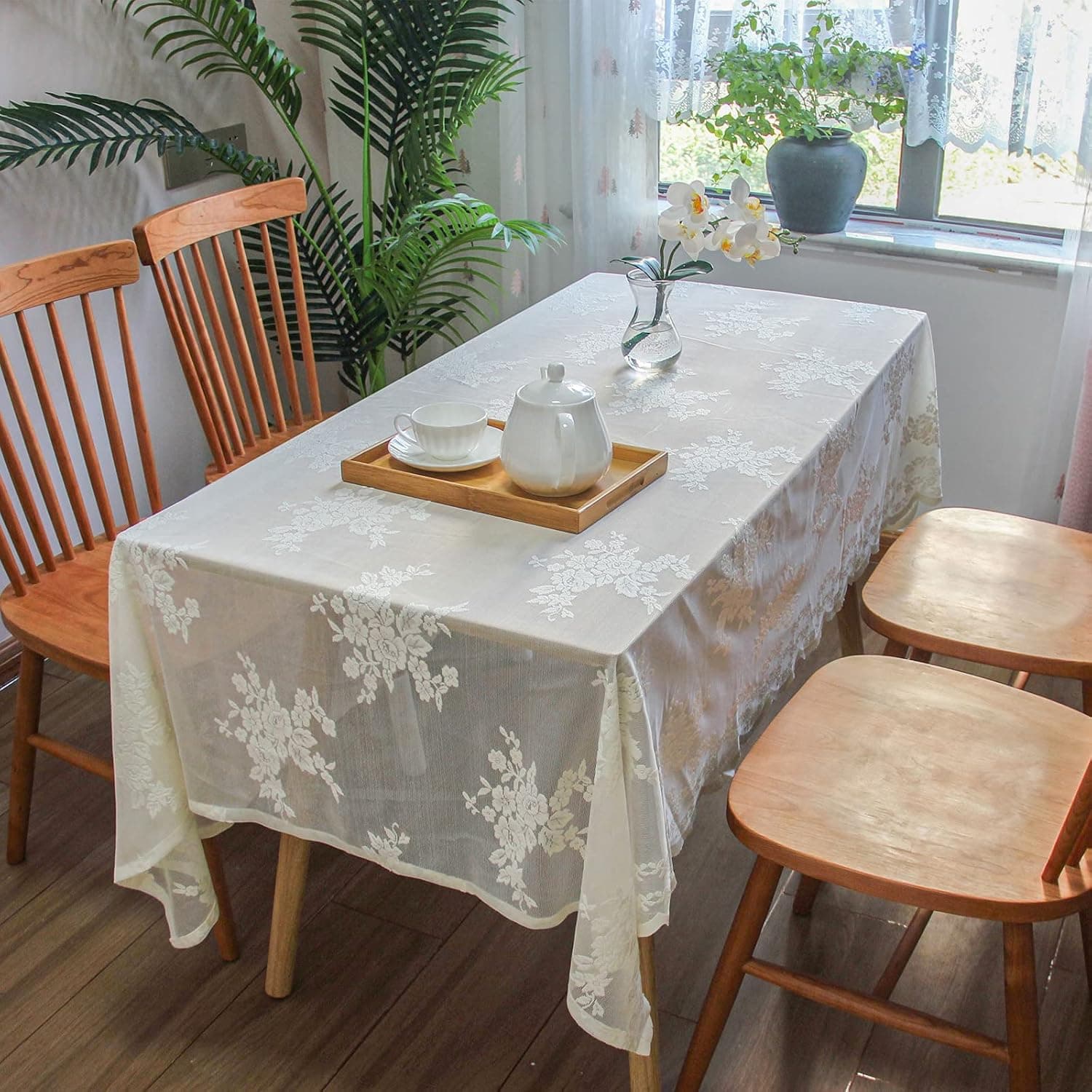 Yovmefna Lace Tablecloth Table Clothes Rectangular Vintage Floral Embroidery for Outdoor Picnic Holiday Coffee Table Decorations (Beige Flowers, 55"X78")