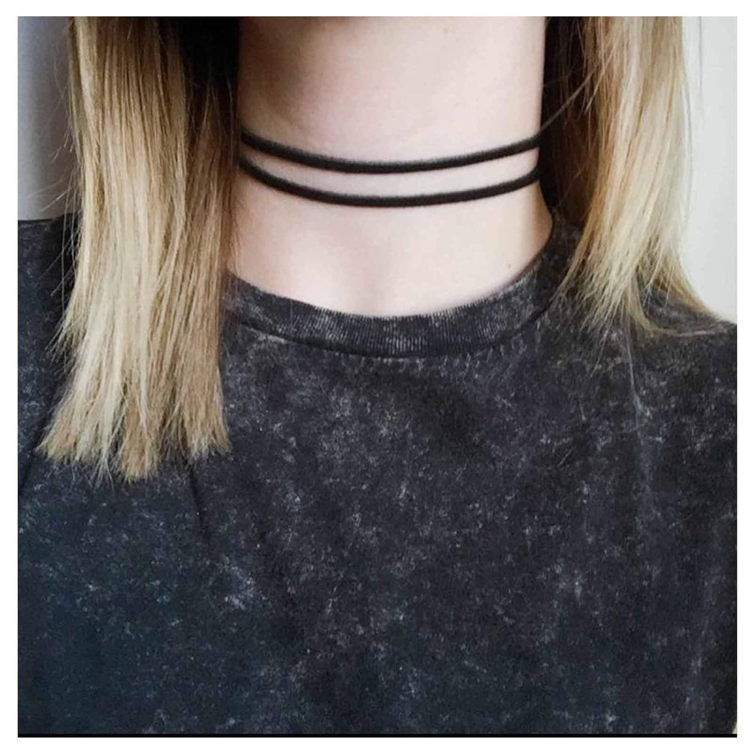 TseanYi Layering Leather Choker Necklace Short Black Velvet Suede Necklace Chain Boho Layered Necklaces Jewelry for Women and Girls (Black)