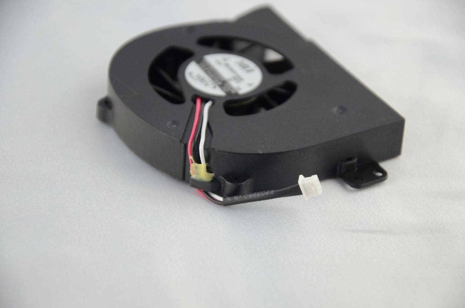 Brand New & Tested CPU Cooling Fan for Acer Aspire 1400 1410 1414 1640 1640Z 1641 1642 1644 1680 1681 1682 1684 1685 1690 1691 1692 1693 1694 3000 3002 3003 3500 3502 3503 3630 3633 3634 3640 3641 3642 5000 5001 5002 5003 5004 5510 5512 5513 5514 Extensa 3000 3002 TravelMate 2300 2301 2303 2304 2310 2312 2313 2430 4000 4001 4002 4010 4011 4060 4061 4062 4064 4070 4072 4074 4100 4102 4500 4501, ADDA AB6505HB-E03 ZL2 CPU Fan DC 5V 0.38A 3-WIRE.