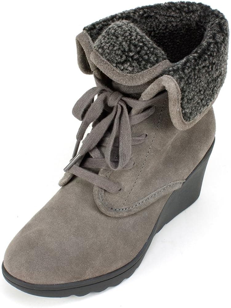 WHITE MOUNTAIN 'KOKO' Women's Faux Fur Bootie