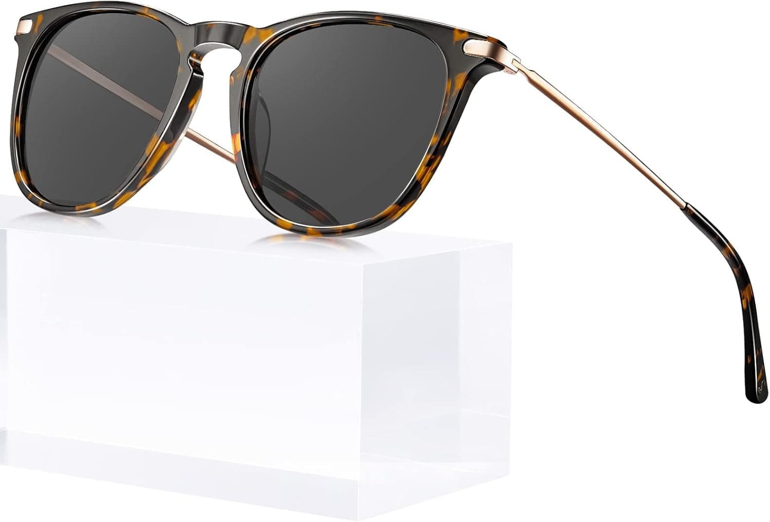 Carfia Retro Lightweight Polarized Sunglasses for Women UV Protection, Square Ladies Sunnies Outdoor Driving Eyewears CA32R
