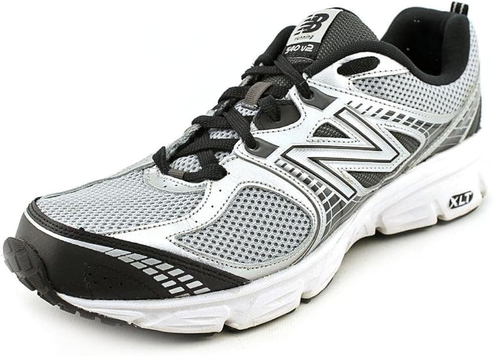 New Balance Men's Grey/Black Sneaker 11