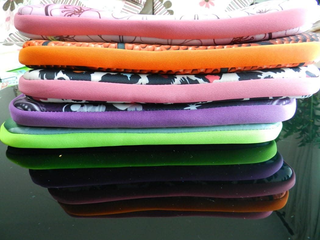 OHS17-025 New Fashion Arts Design Hedgehog 16"/ 16.5"/ 17" / 17.3"/17.4" inch Netbook Tablet Laptop soft Neoprene Sleeve bag Case Carrying cover pouch Holder Protection with Outside Handle for 17" Apple Macbook Pro / SONY VAIO E17 / 17.3" HP ZBook 17 / Dell Alienware M17x / Lenovo Ideapad Y710 /Toshiba Satellite L75-B7270 Laptop PC