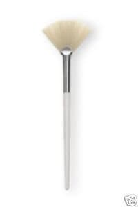 Natural White Taklon Fan Mask Brush Acid Applicator for Glycolic Lactic TCA Skin Peel / Masques (Large) - Low shipping