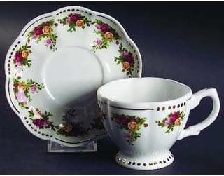 Royal Albert Old Country Roses Golden Pearl Teacup and Saucer
