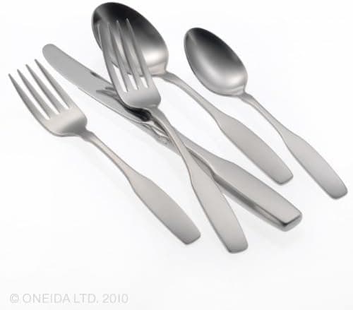 Oneida Paul Revere 23 Piece Service for 4 Plus Hostess Set