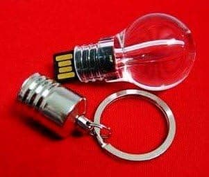 4GB Light Bulb style USB flash drive (It really lights up when you plug it in!)(Blue)