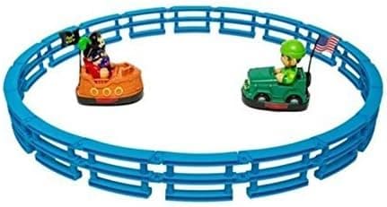 Battle RC Bumper Bashers - Captain Barnacle vs LT Dan by RS Toys