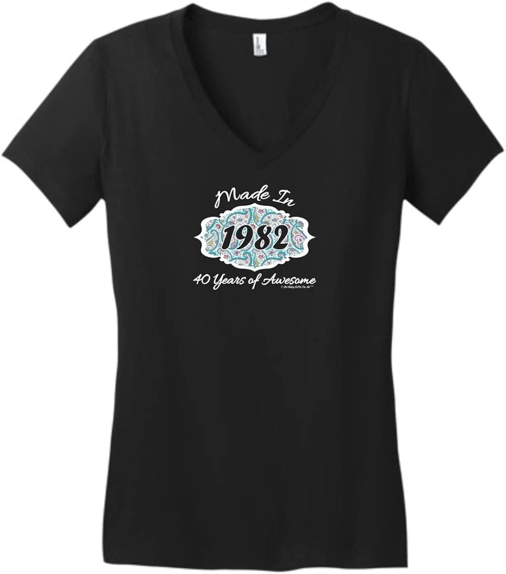 40th Birthday Shirt Made in 1982 Paisley Crest Juniors V-Neck T-Shirt