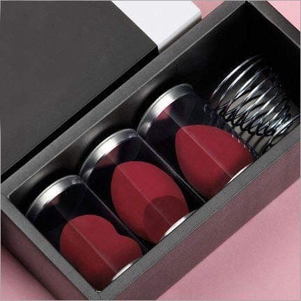 3 Pcs Makeup Sponge Set Blender Beauty Foundation Blending Sponge, Flawless for Liquid, Cream, and Powder, Multi-colored Makeup Sponges With Make Up Blender Holder (Red Wine)