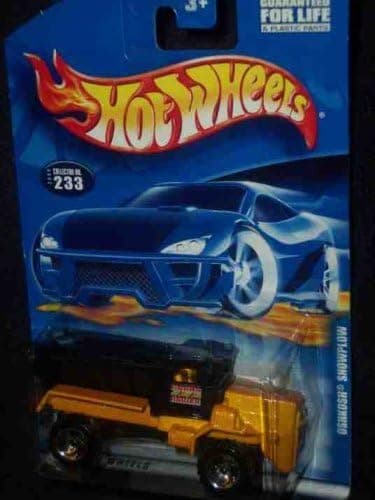 Hot Wheels #2000-233 OshKosh Snowplow Black Base Collectible Collector Car Mattel 1:64 Scale