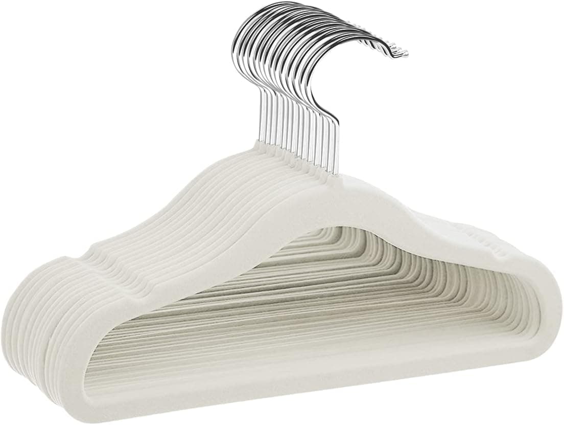 ManGotree Childrens Velvet Clothes Hangers, Baby Kids Hangers for Clothes Space Saving Non-Slip 15Pack (Cream)
