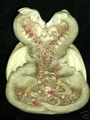 DRAGON MAGIC COLLECTOR STATUE / DRAGON'S HEART LOVER'S KISS MYSTICAL ART CURIO FIGURINE