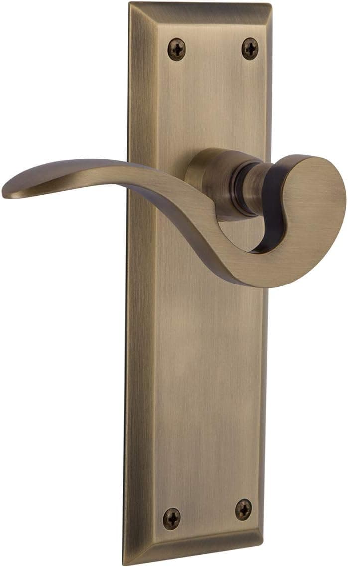 Nostalgic Warehouse New York Plate Passage Manor Lever in Antique Brass