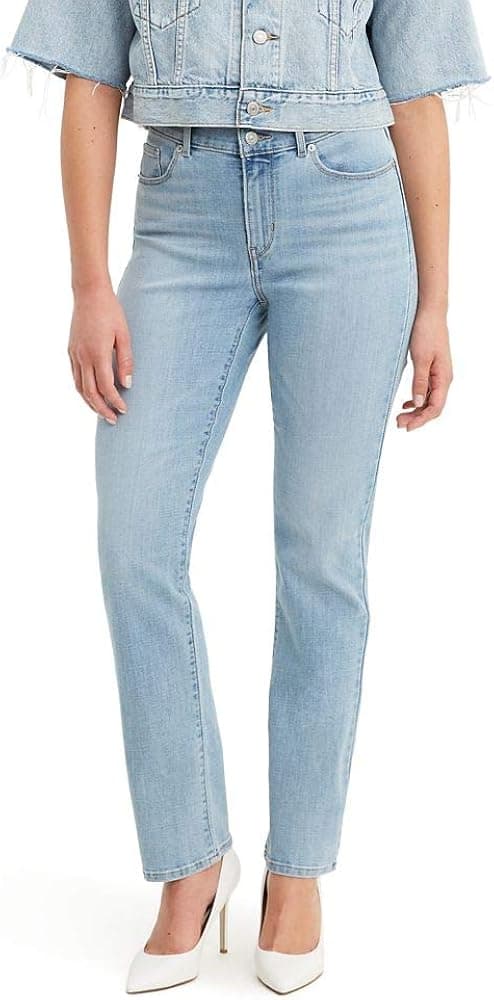 Levi's Women's Classic Straight Jeans (Also Available in Plus)