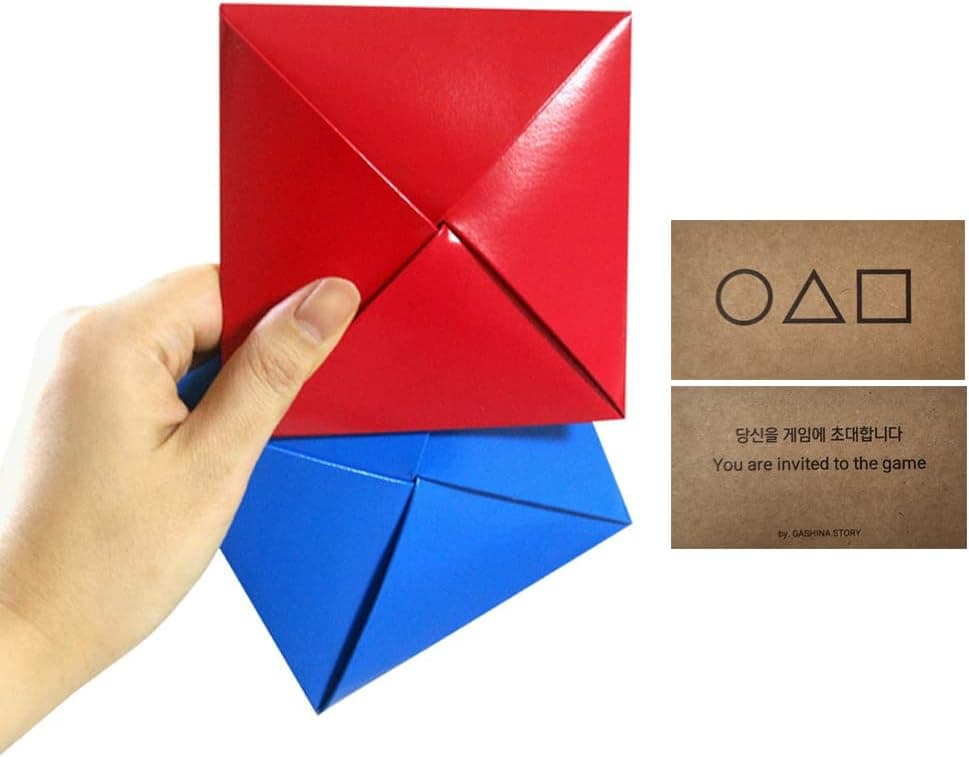 GASHINA STORY Ddakji(Ttakji) Game 4 Set + Sticker + Invitation Card from The TV Series Korean Traditional Game- Old-Fashioned Game kit