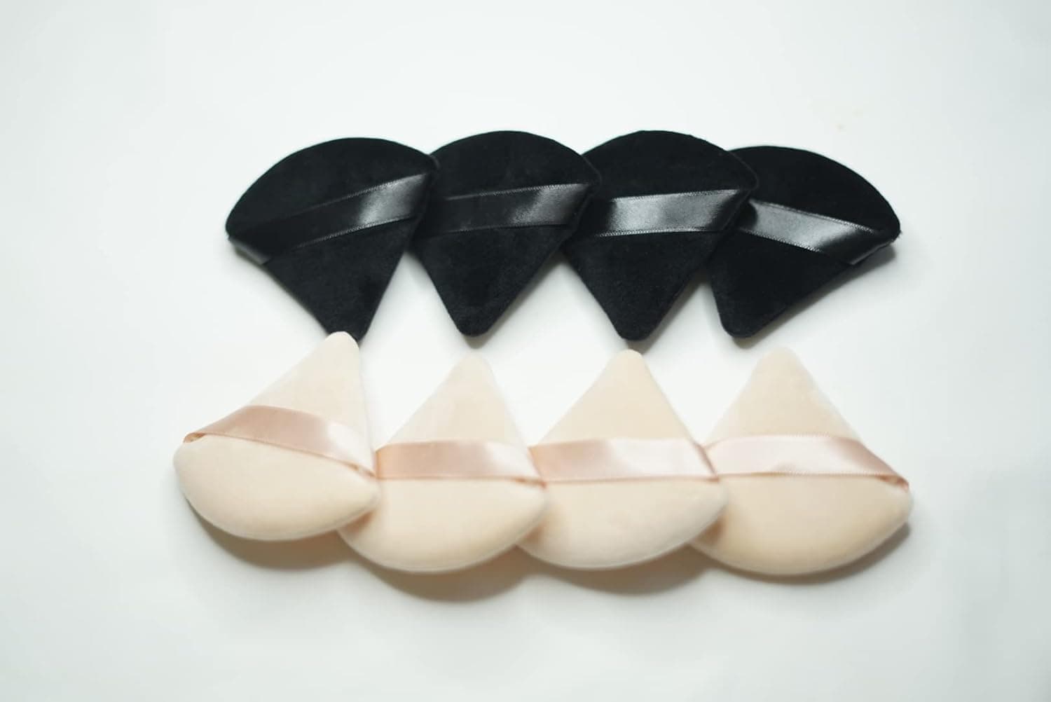 8 Pieces Powder Puff Triangular Shaped Soft Velvety Cotton Material With Strap For Application of Foundation, Loose Powder, Blush, Reusable, Washable With Size [7x6]cm