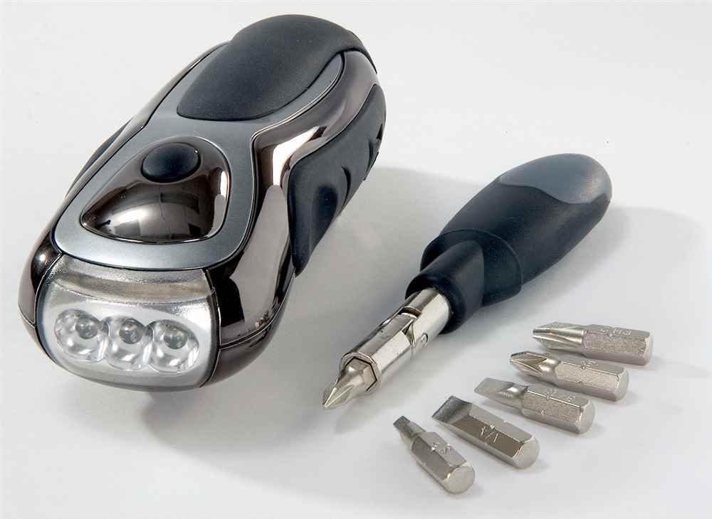 Dynamo Tri - Led Utility Flashlight