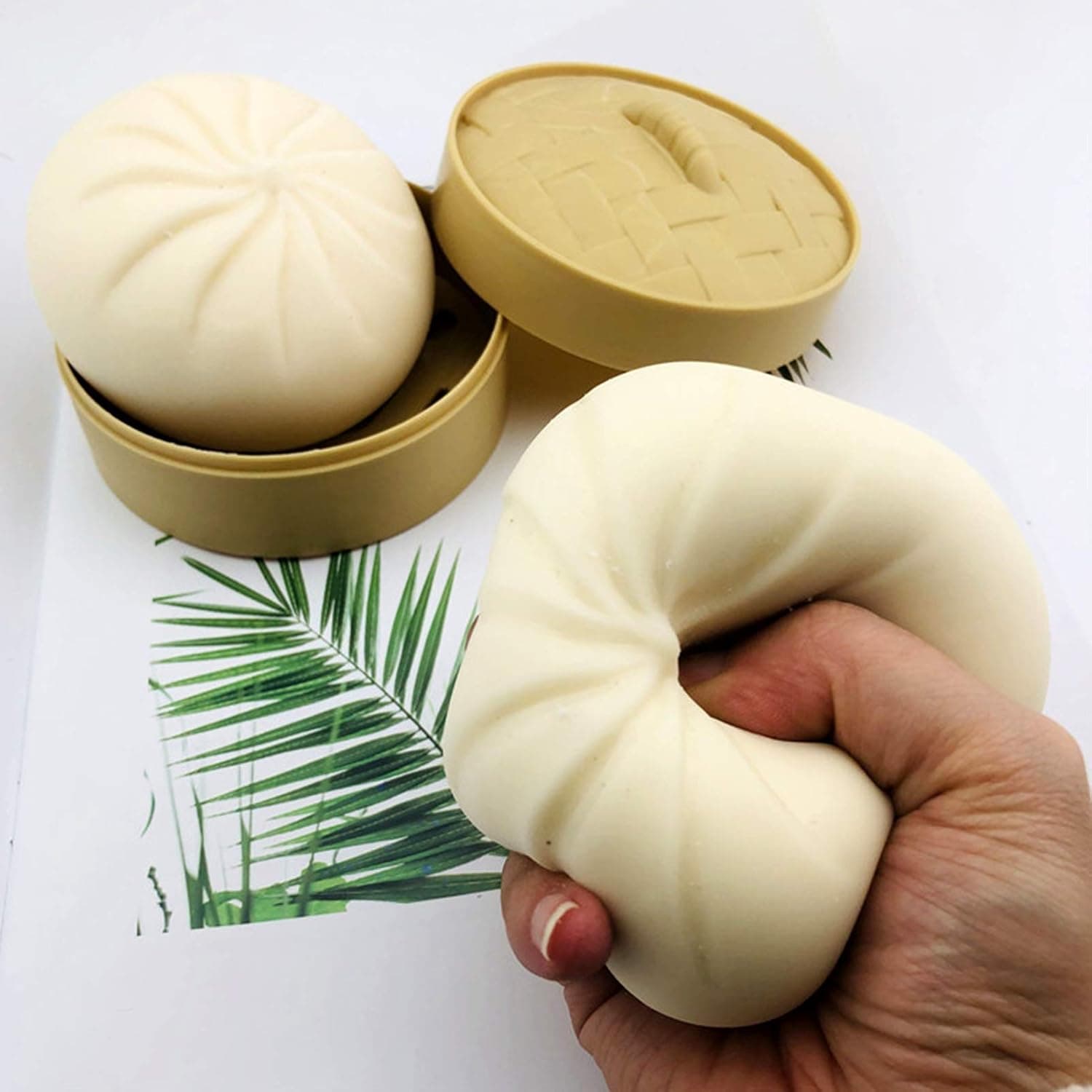 SILIMADE Steamed Buns Squishys with Bamboo Steamer, Slow Rise Food Toy Stress Relief Decompression Toy Food Toys, Multi