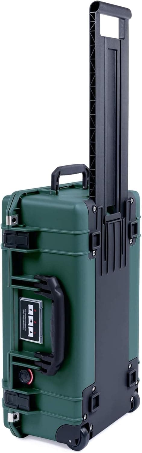 Pelican Color Case Trekking Green & Black Pelican 1535 Air case. with Foam.