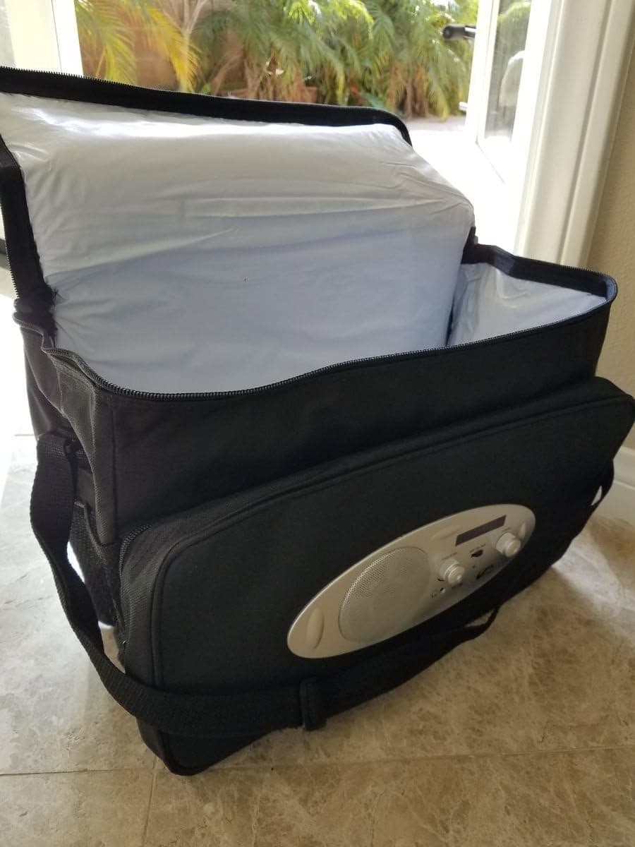 Large Cooler Bag With Built in wired Aux Speaker System for Phones and Tables and FM/AM Radio For Picnic, Beach, Parties