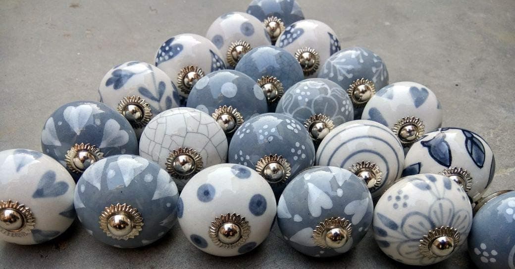VAISHNO BALAJI 10 Pcs Knobs Grey & White Cupboard Door & Drawer Shabby Chic Cabinet Pulls Hand Painted Ceramic Knobs Pull Chrome Hardware Pull For Gift For Business, Diwali, Christmas And Home And Kitchen Decoration