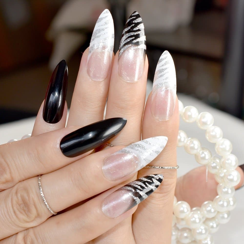 Classic Black White Zebra Design Fake Nails Extra Long Sharp Full Cover Acrylic Stiletto Nail Art Tips Glitter Decorations Z749