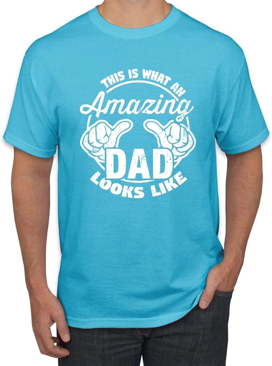 This is What an Amazing Dad Looks Like Dad Daddy Husband Grandpa Gift Father's Day Men's Graphic T-Shirt