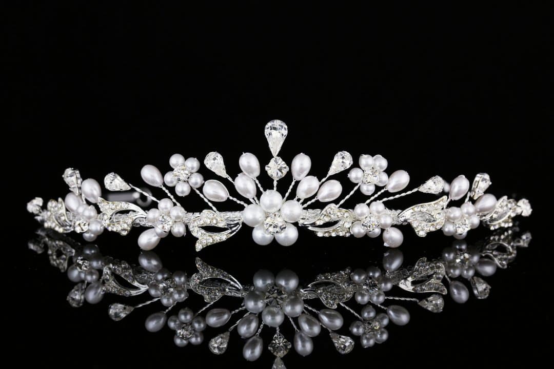 Handmade Bridal Flower Rhinestone Crystal Pearls Prom Wedding Crown Tiara T958
