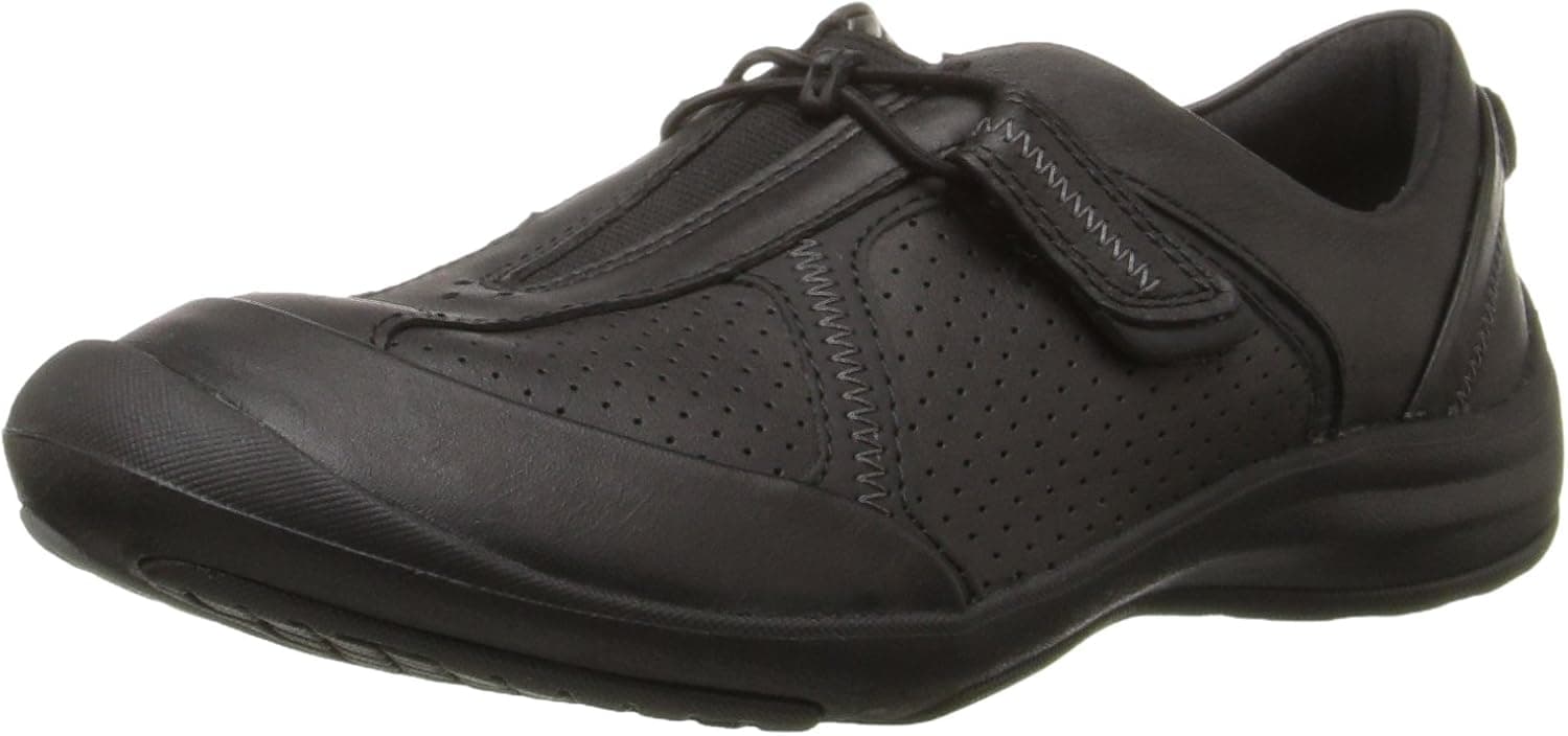 Clarks Women's Asney Slipon Fashion Sneaker