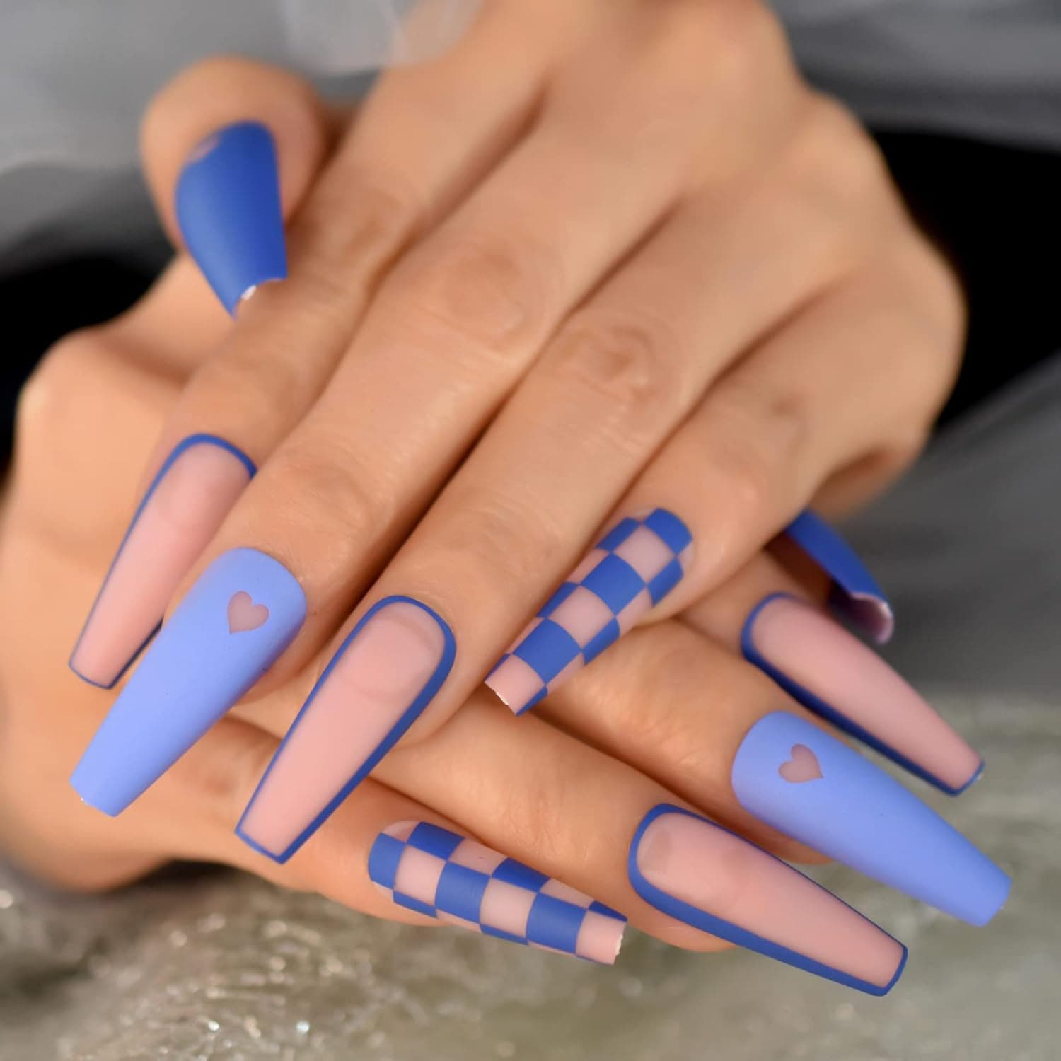 Pink Blue Checkerboard Extra Long Unique False Nails Heart Patterns Coffin Matte Faux Ongles Art Design