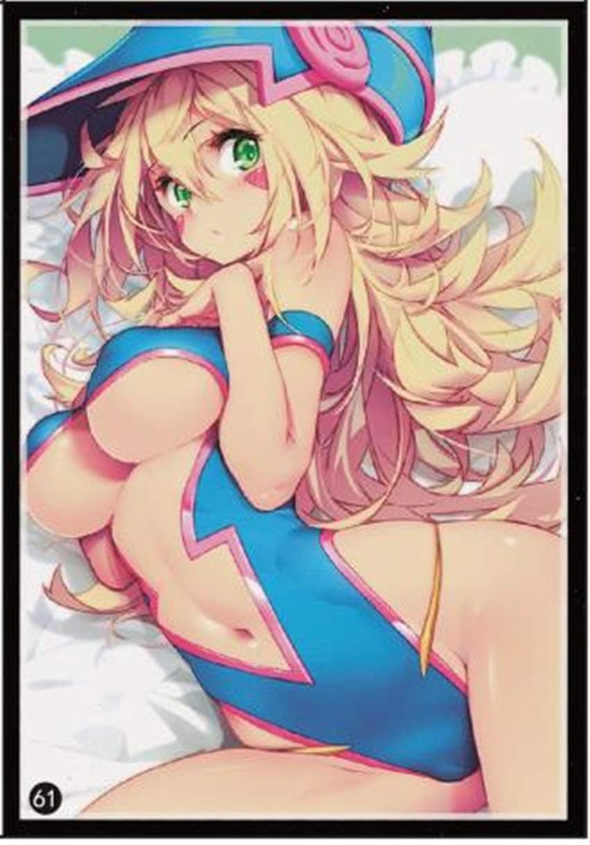 (100) YuGiOh Standard Size Sleeves Dark Magician Girl Card Sleeves 100 Pieces #61