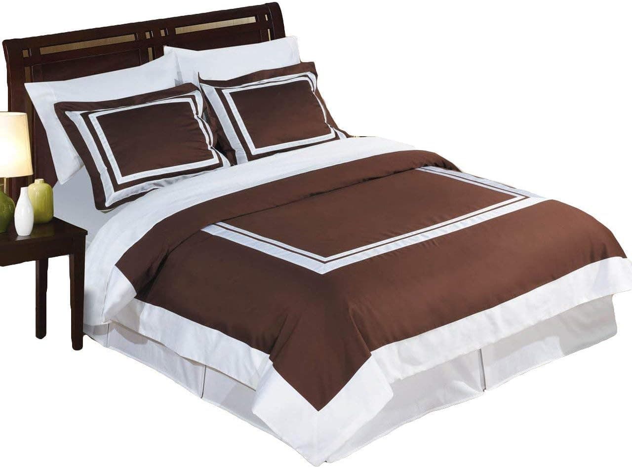 Hotel Chocolate and White 3-Piece King/Cal-King Duvet-Cover-Set, 100-Percent Cotton, 300-Thread-Count