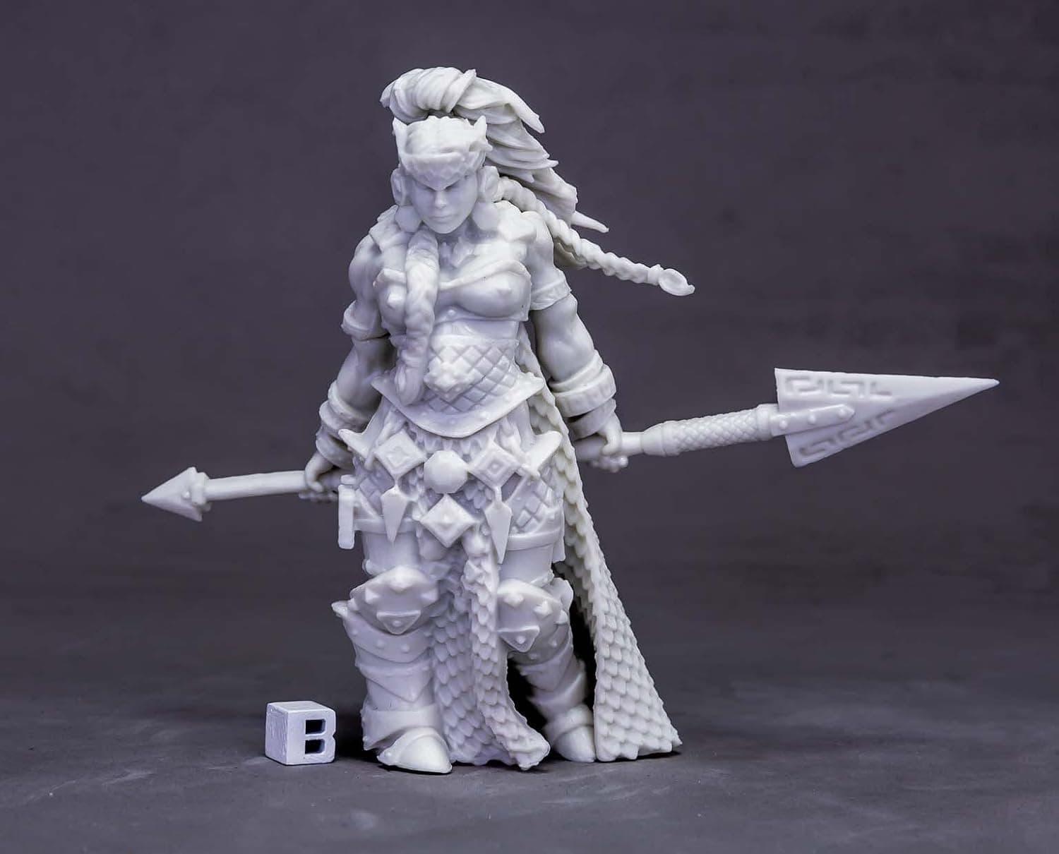 Reaper Vanja, Fire Giant Queen (Huge) 77613 Miniatures