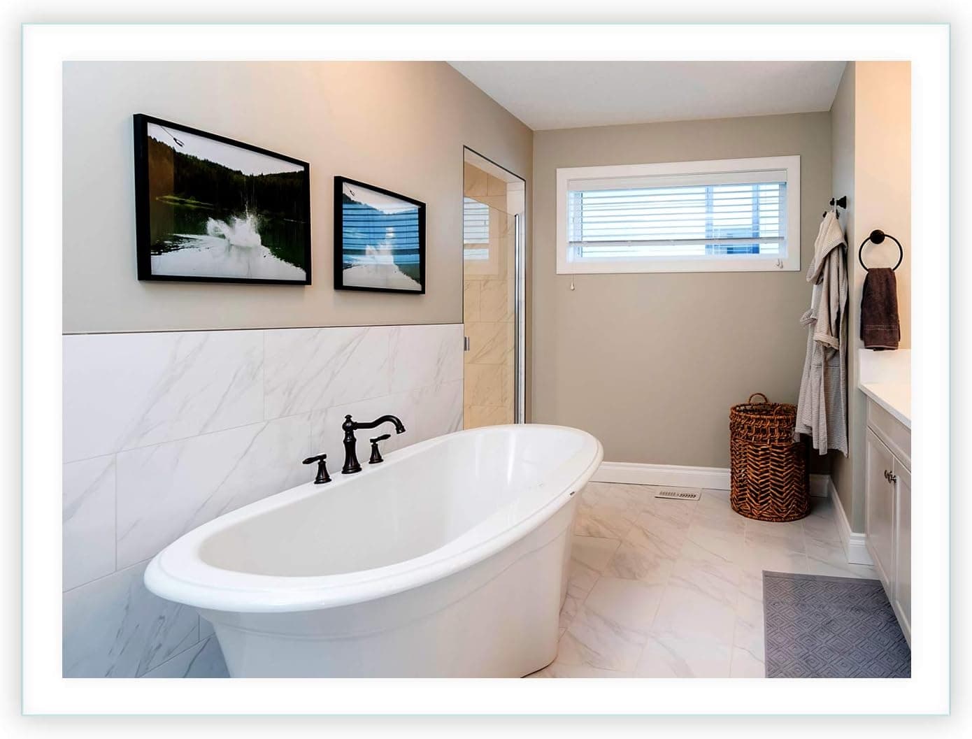 Mirrors & Marble LED Bathroom Mirror with Lights - Side Lit Rectangular Mirror for Vanity, Bedroom or Shower - Anti Fog & Wall-Mounted - Modern Home Decor (48" Wide x 36" Tall)