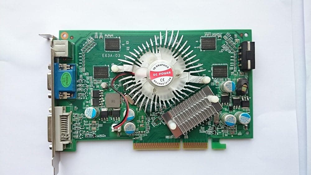 New Tangca 7600GT 512MB AGP Video Card (for Windows 8/7/vista/XP/2000) GPU 7600 GT 512 MB DDR2 AGP 4X 8X VGA/DVI/S-Video AGP Graphics Card + Tangca Silicone Bracelet
